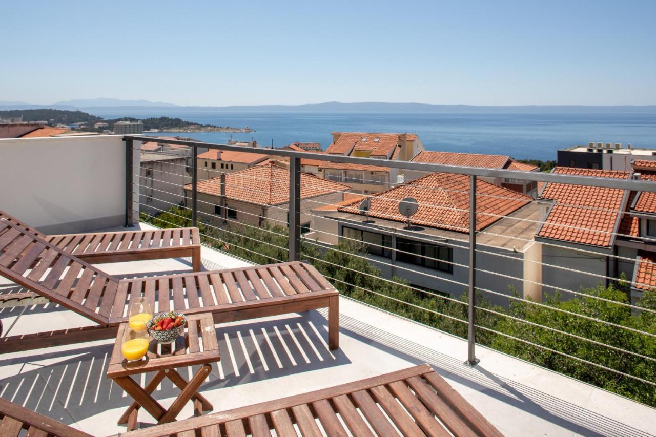Apartments Left & Right With Jacuzzi, 4 Stars Makarska Kültér fotó